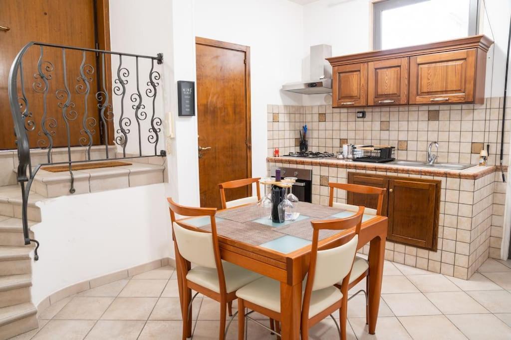 Susu Apartment Brindisi Eksteriør billede